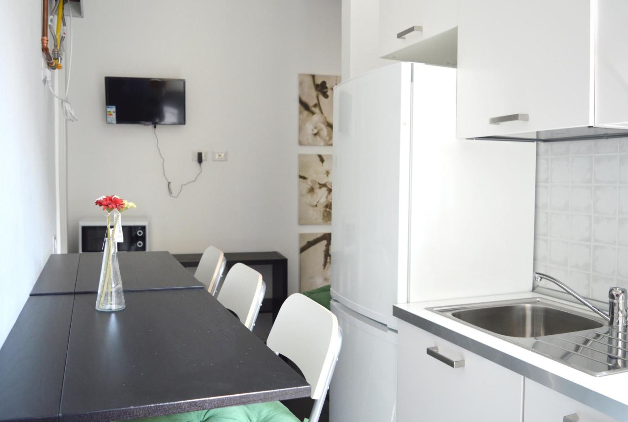 Joivy Mauri - Cosy Flats Near The Duomo Apartment Milan Exterior photo